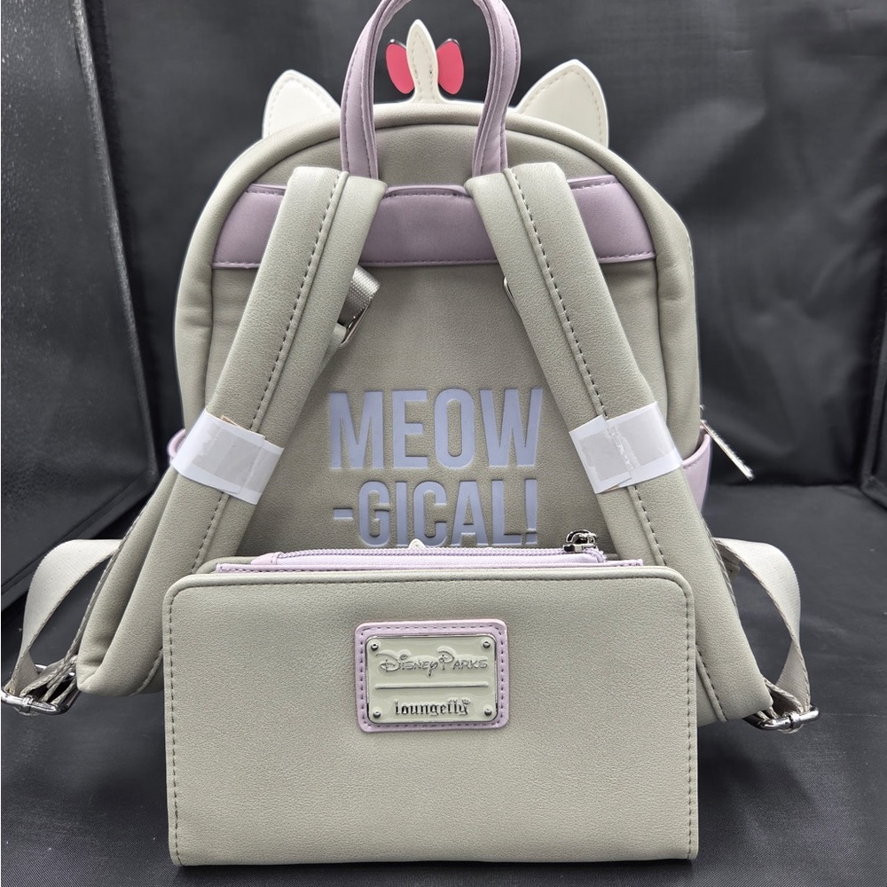 Loungefly Disney Aristocats mini backpack with matching wallet - Picture 2 of 8
